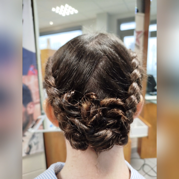 Coiffure réalisée au salon Actuel Coiff